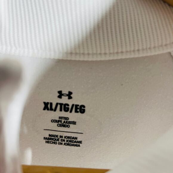 Under Armour Half Zip Fitted Pullover Top Long Sleeve Vent Side White - XL - Picture 4 of 4